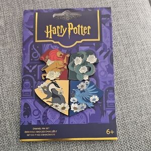 Loungefly Harry Potter House Crest Pin Set